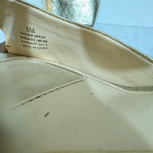 Alex Marie Gold Metallic Wedge Sandals 6M - Picture 7 of 8
